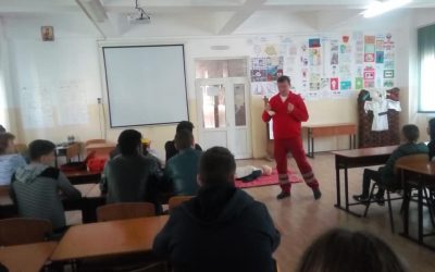 Demonstratie de Prim Ajutor la Liceul “Cpt. Nicolae Plesoianu”